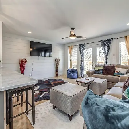 Nashville'S Broadway: Your Spacious Home Exterior photo