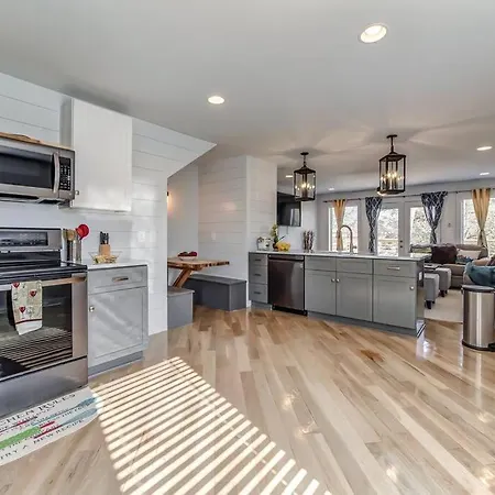 Nashville'S Broadway: Your Spacious Home Exterior photo